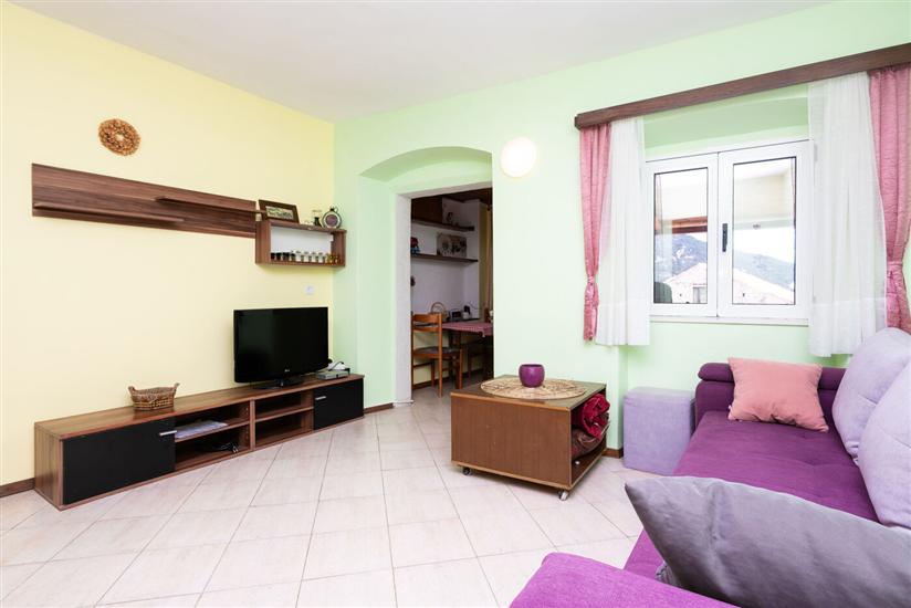 Apartment A1, for 5 persons