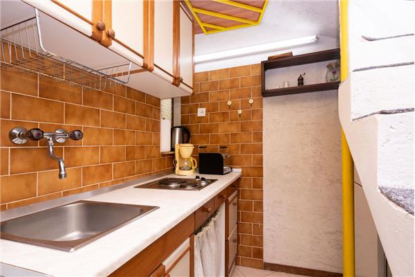 Apartment A1, for 5 persons