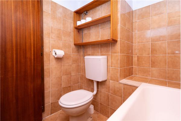 Apartment A1, for 5 persons