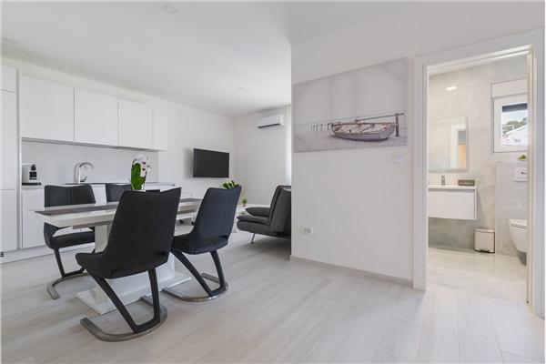 Apartment A1, for 5 persons