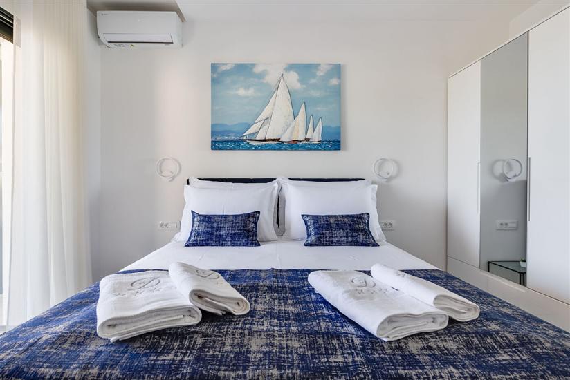 Apartment A1, for 5 persons