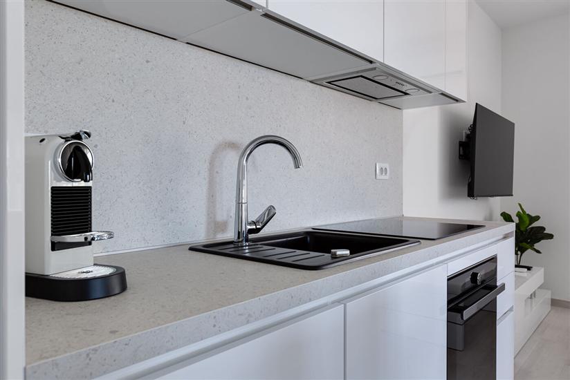 Apartment A1, for 5 persons