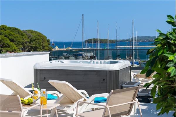 Apartment A1, for 5 persons