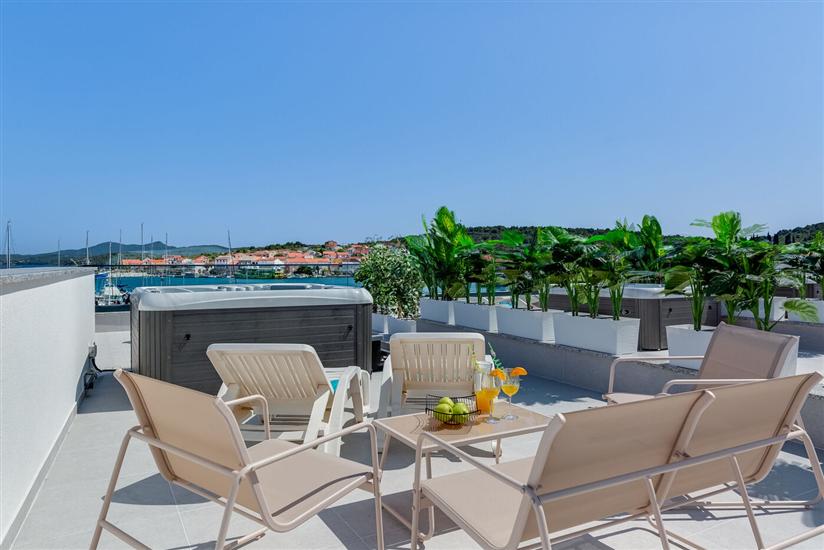 Apartments Penthouse Apartments Dora Kukljica