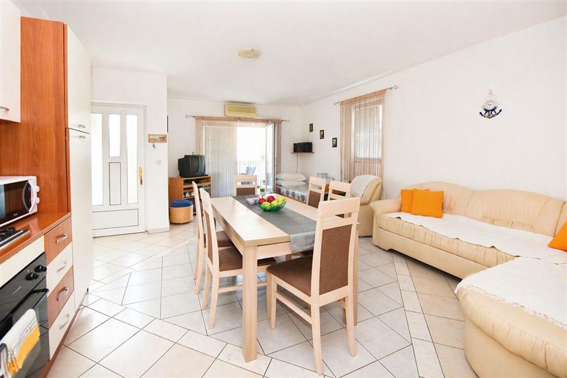 Apartment A1, for 4 persons