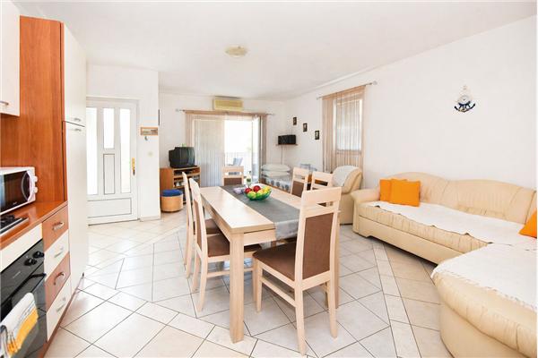 Apartment A1, for 4 persons