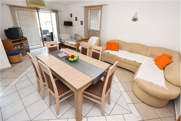 Apartment A1, for 4 persons