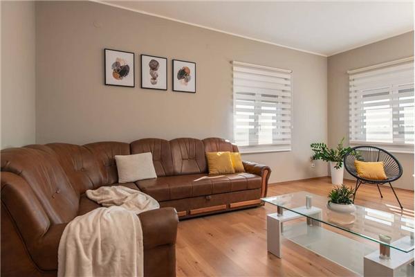 Apartment A2, for 5 persons