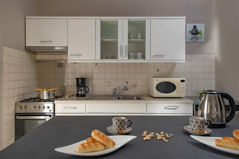 Apartment A2, for 5 persons