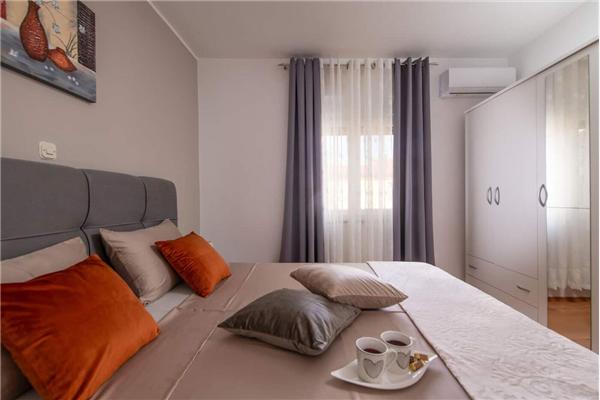 Apartment A2, for 5 persons