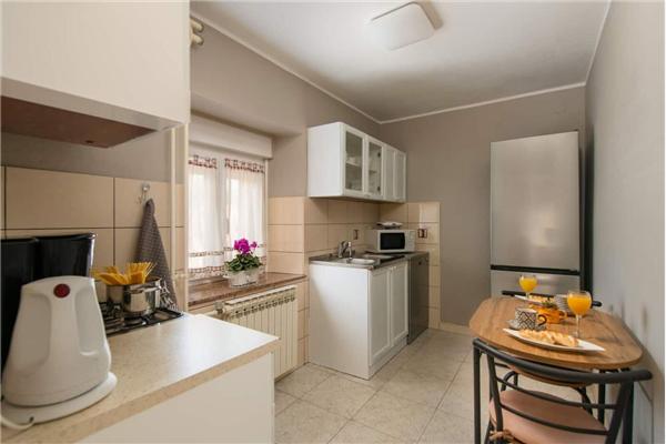 Apartment A1, for 5 persons