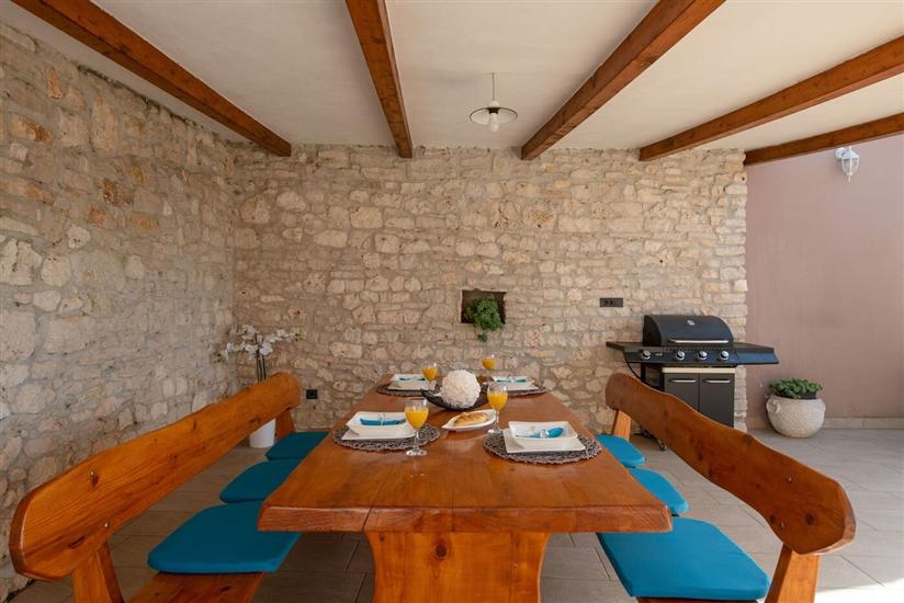 House Villa Lara