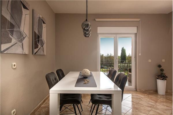 House K1, for 10 persons