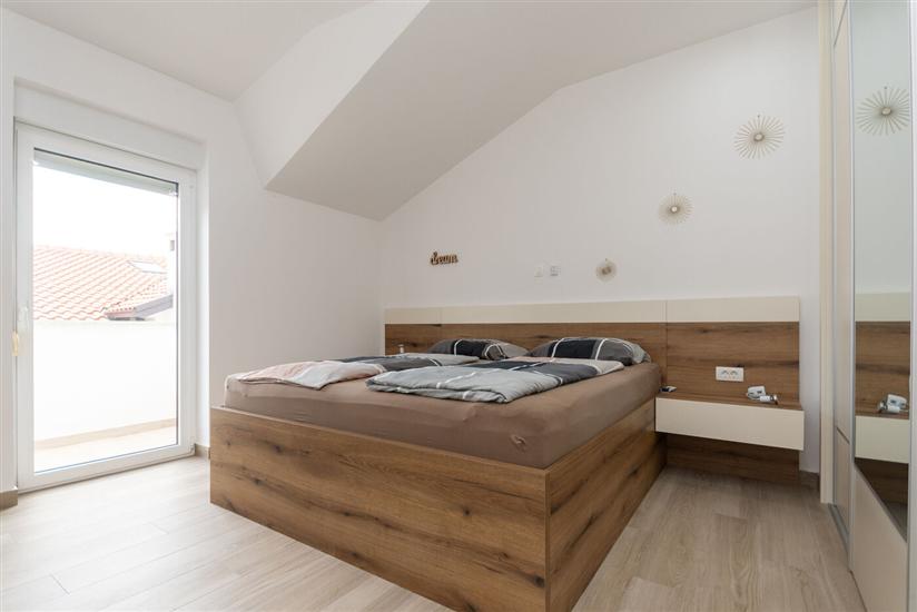 Apartment A1, for 6 persons