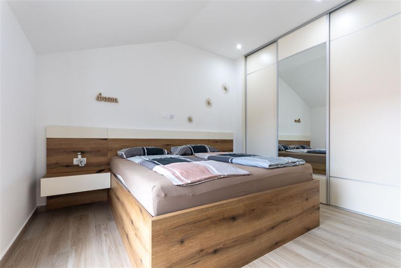 Apartment A1, for 6 persons