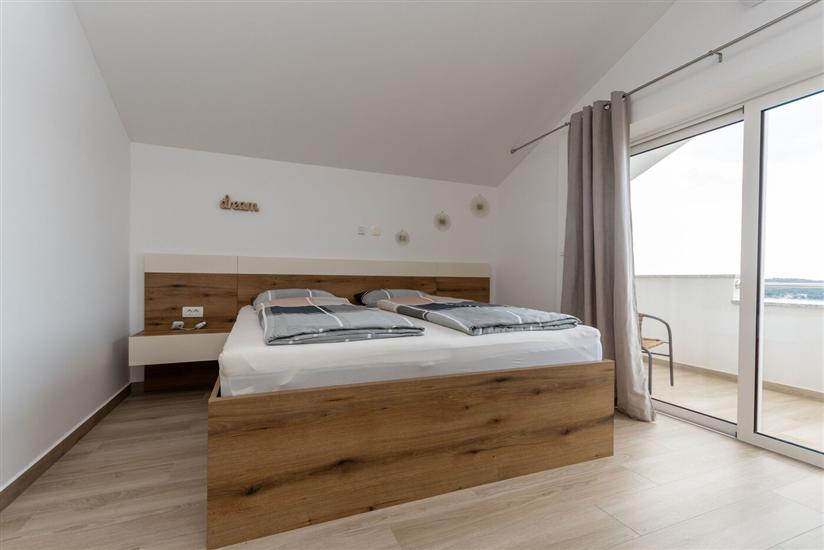 Apartment A1, for 6 persons