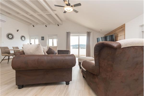 Apartment A1, for 6 persons