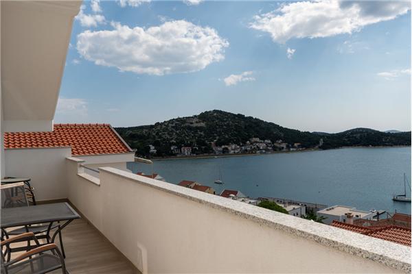 Apartment A1, for 6 persons