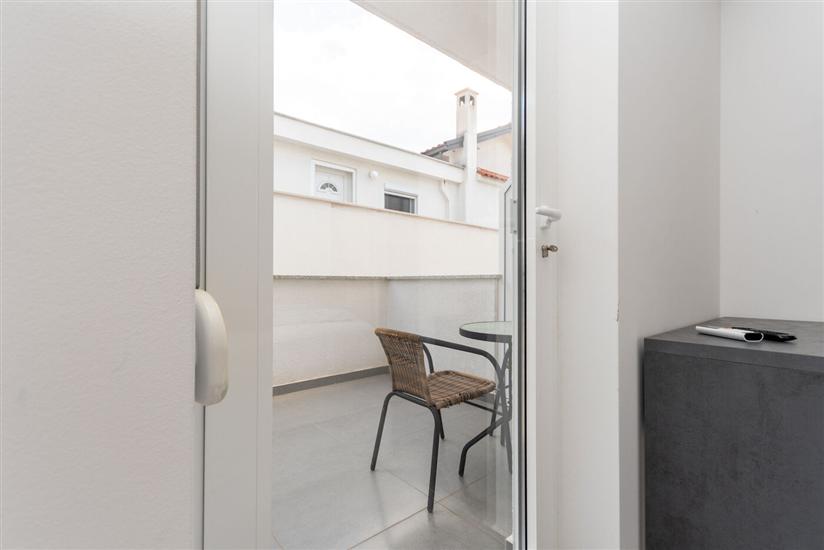 Apartment A2, for 6 persons