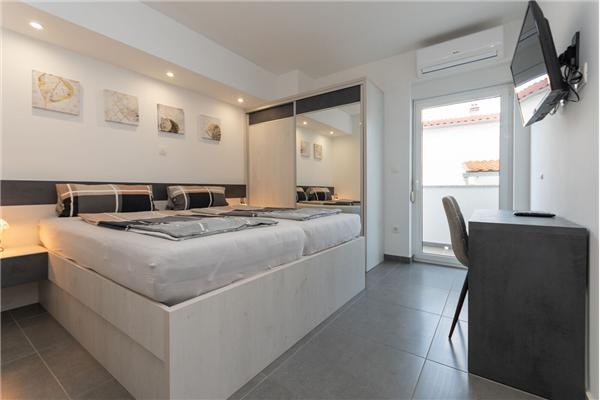 Apartment A2, for 6 persons