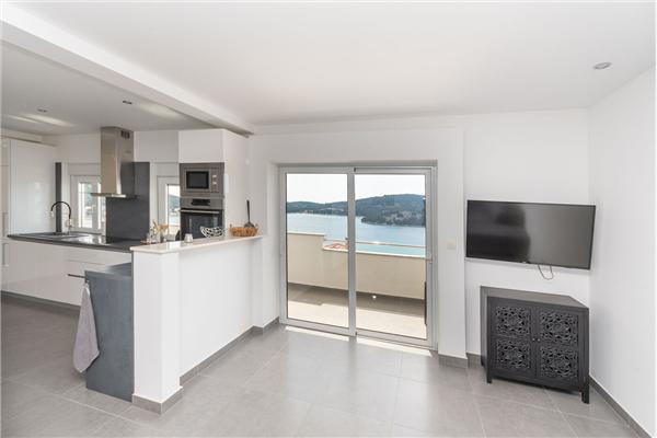 Apartment A2, for 6 persons