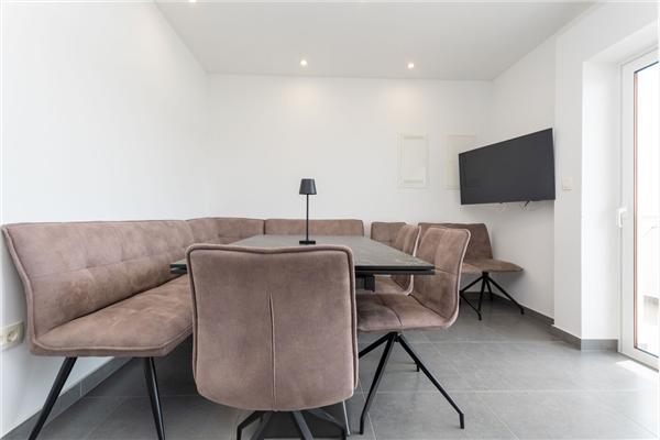 Apartment A2, for 6 persons