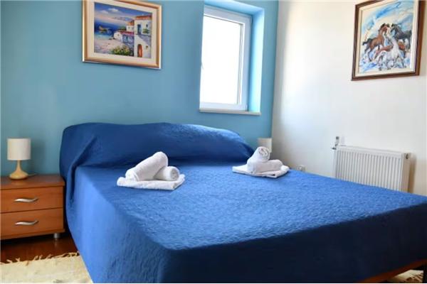 House K1, for 10 persons