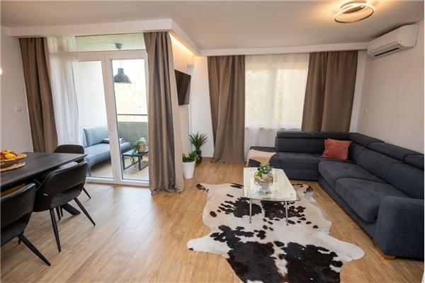 Apartment A1, for 6 persons