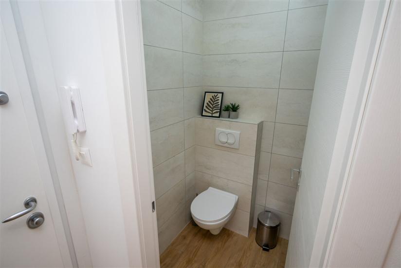 Apartment A1, for 6 persons