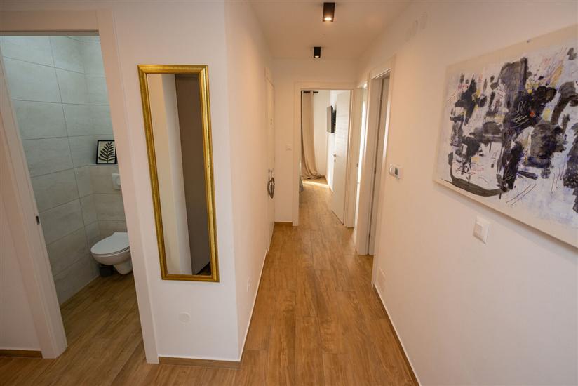 Apartment A1, for 6 persons