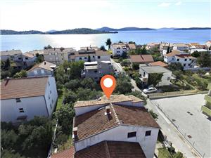 Apartmanok Diana Lovetovo , Méret 39,00 m2, Légvonalbeli távolság 100 m