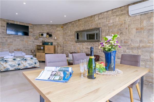 Apartment A1, for 4 persons