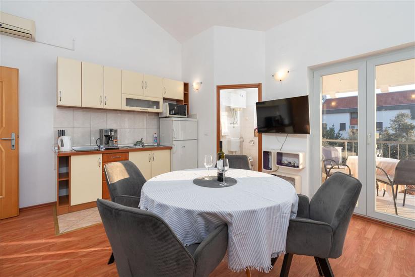 Apartment A1, for 4 persons