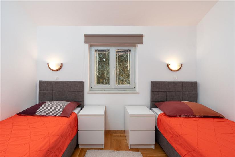 Apartment A2, for 4 persons