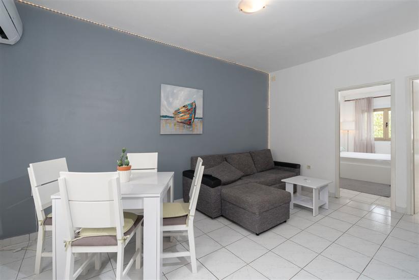 Apartment A2, for 4 persons