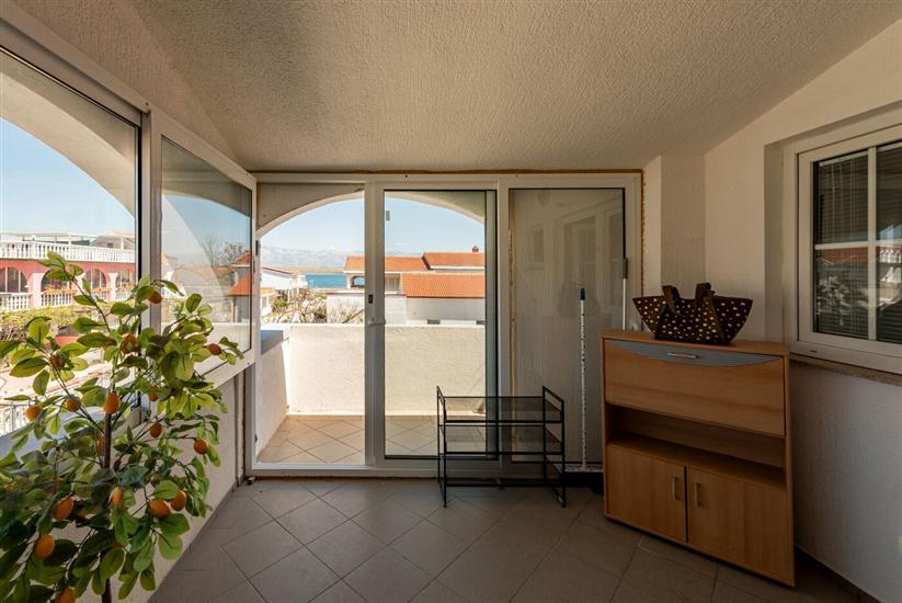 Apartment A2, for 6 persons