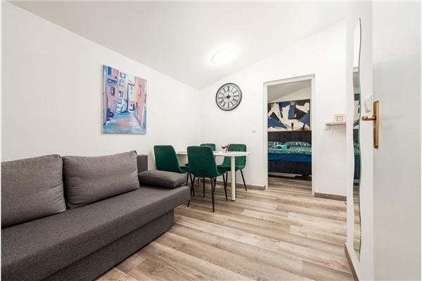 Apartment A2, for 6 persons
