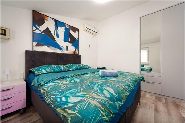 Apartment A2, for 6 persons