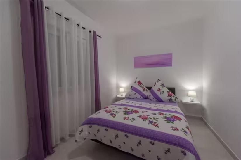 Ferienwohnung A2, für 6 Personen