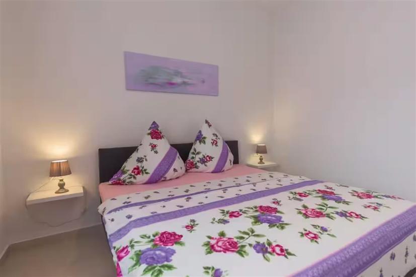 Ferienwohnung A2, für 6 Personen