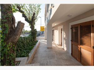 Apartment Makarska riviera,BookMerkurFrom 121 €