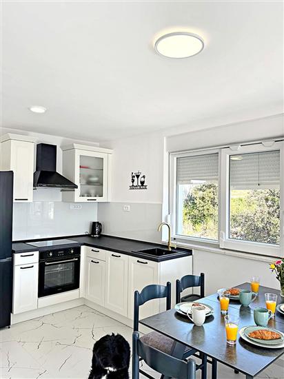 Apartment A1, for 5 persons