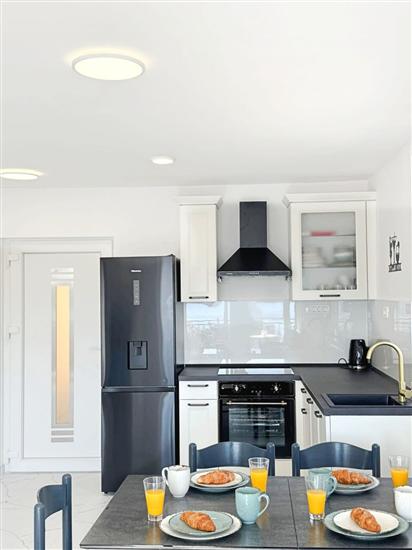 Apartment A1, for 5 persons