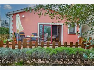 House Nada Rovinj, Size 50.00 m2