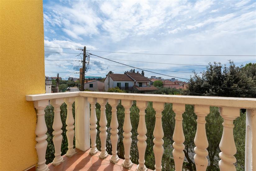 Apartment A2, for 5 persons