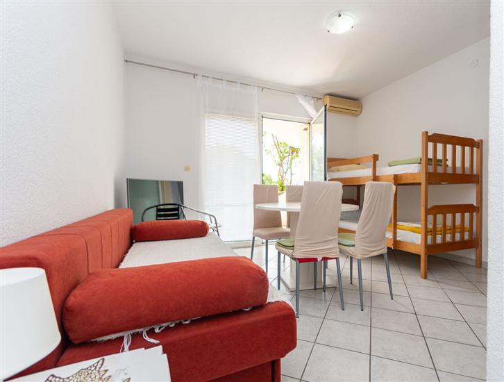 Apartment A5, for 3 persons