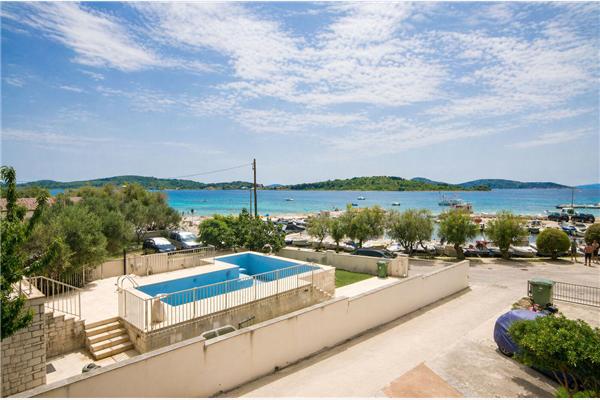 Apartment A2, for 4 persons