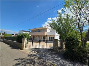 Pansion Letizia Dobrinj - island Krk, Size 35.00 m2