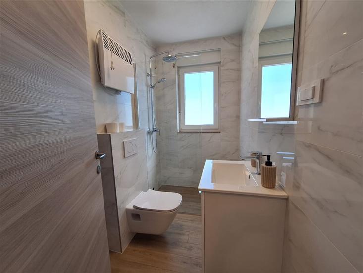 House K1, for 8 persons