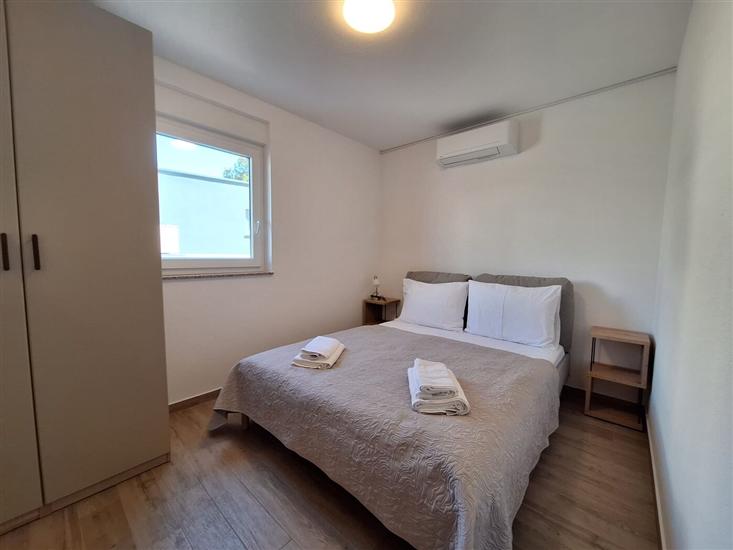 House K1, for 8 persons